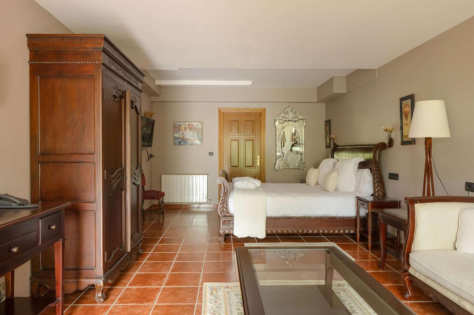 Hotel & Spa Etxegana Zeanuri ภายนอก รูปภาพ