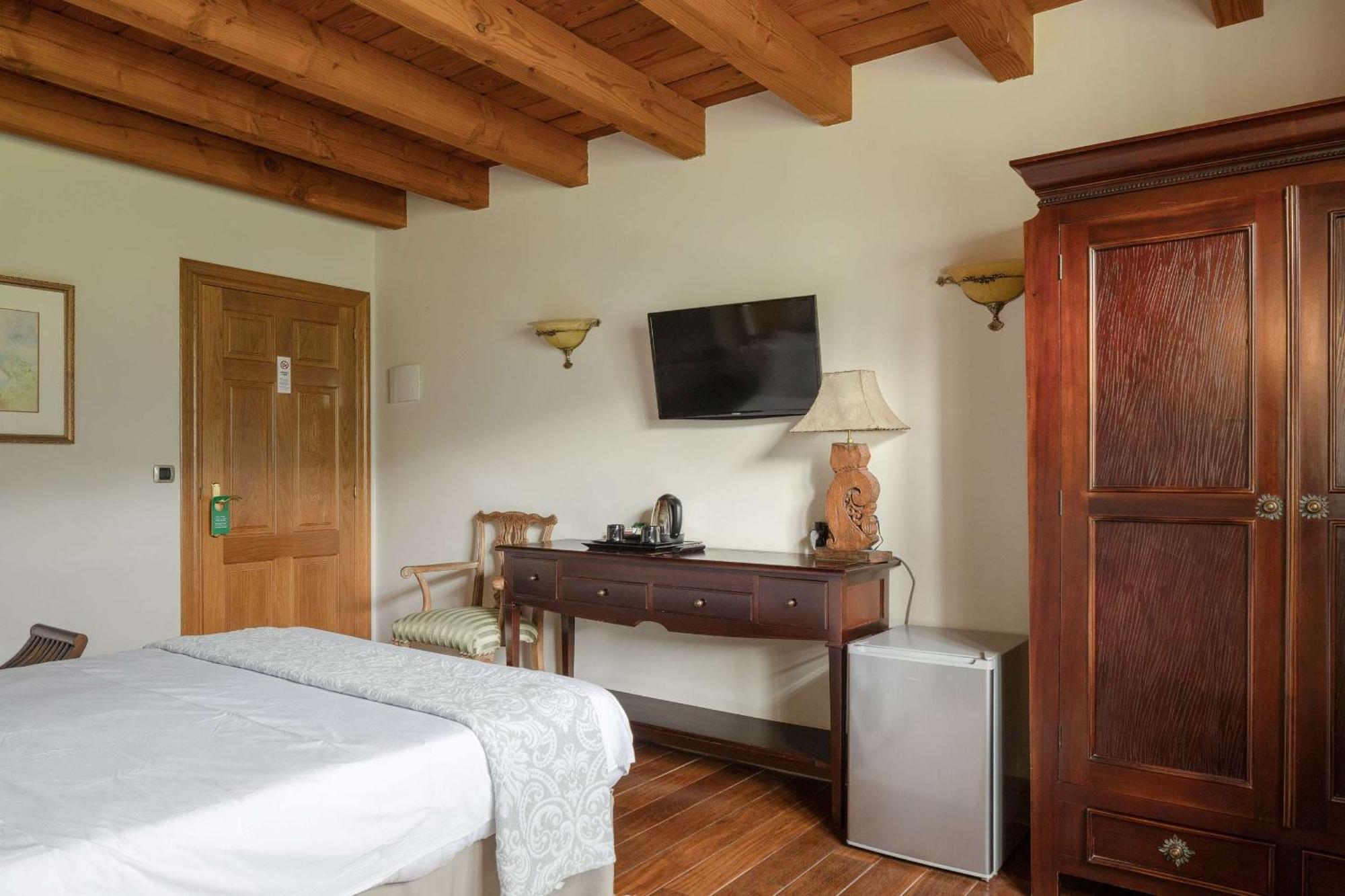 Hotel & Spa Etxegana Zeanuri ภายนอก รูปภาพ