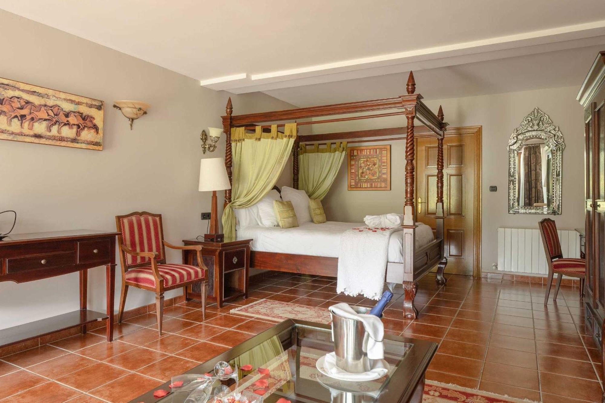 Hotel & Spa Etxegana Zeanuri ภายนอก รูปภาพ