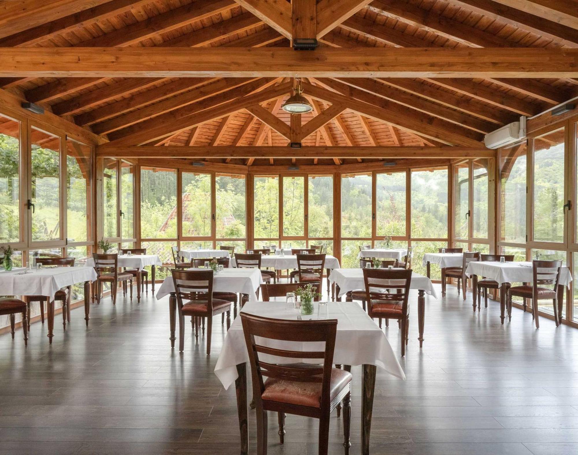 Hotel & Spa Etxegana Zeanuri ภายนอก รูปภาพ