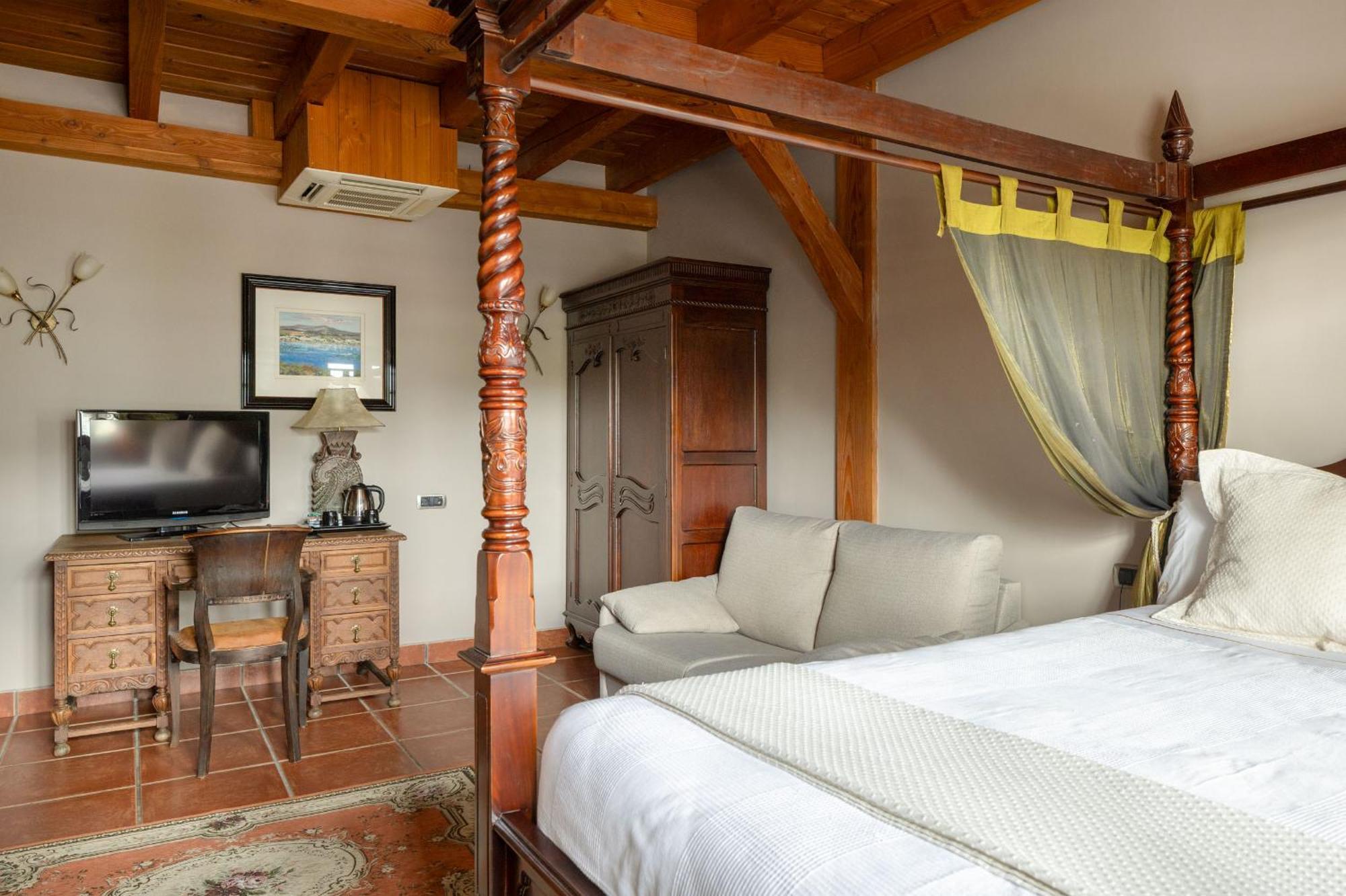 Hotel & Spa Etxegana Zeanuri ภายนอก รูปภาพ
