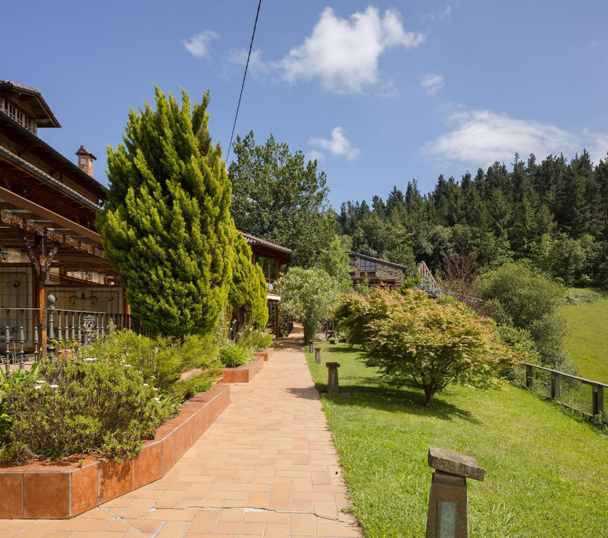 Hotel & Spa Etxegana Zeanuri ภายนอก รูปภาพ