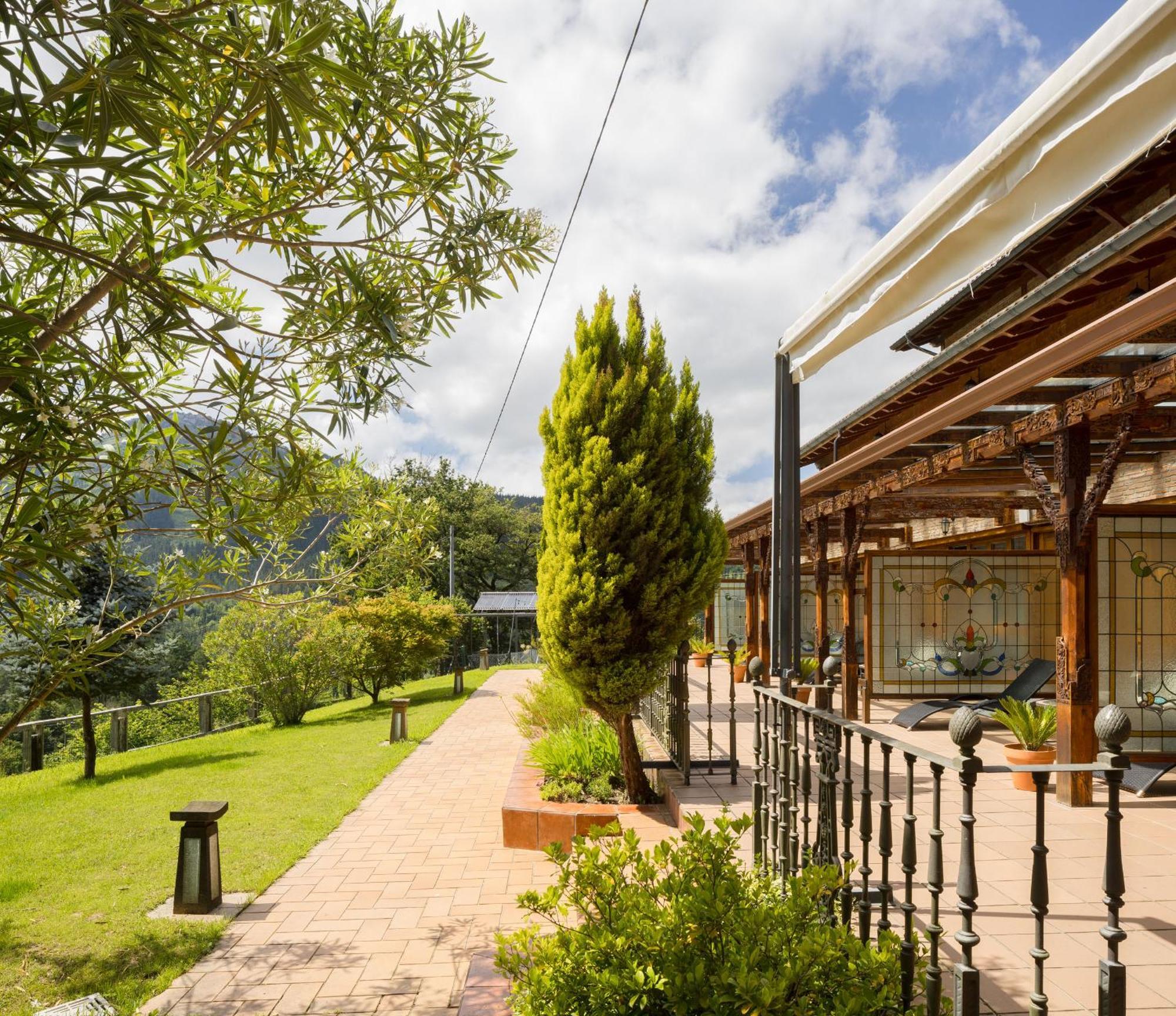 Hotel & Spa Etxegana Zeanuri ภายนอก รูปภาพ